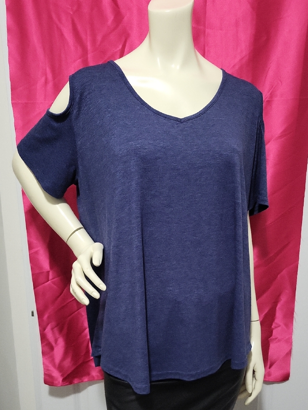 Blue Cold-Shoulder V-neck T-shirt